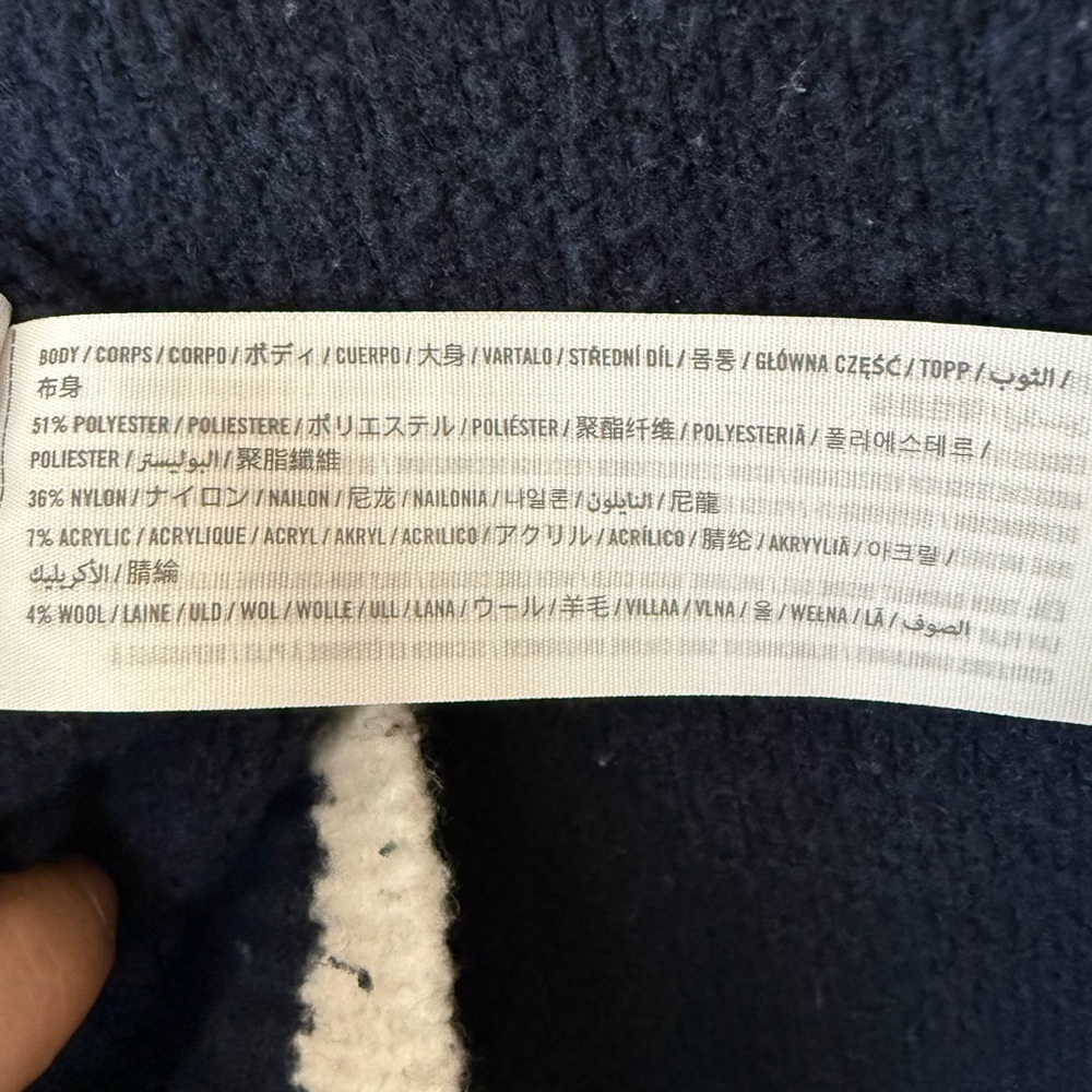 Abercrombie & Fitch Women’s Dark Blue Sweater with White Accent Size Large - Picture 4 of 8